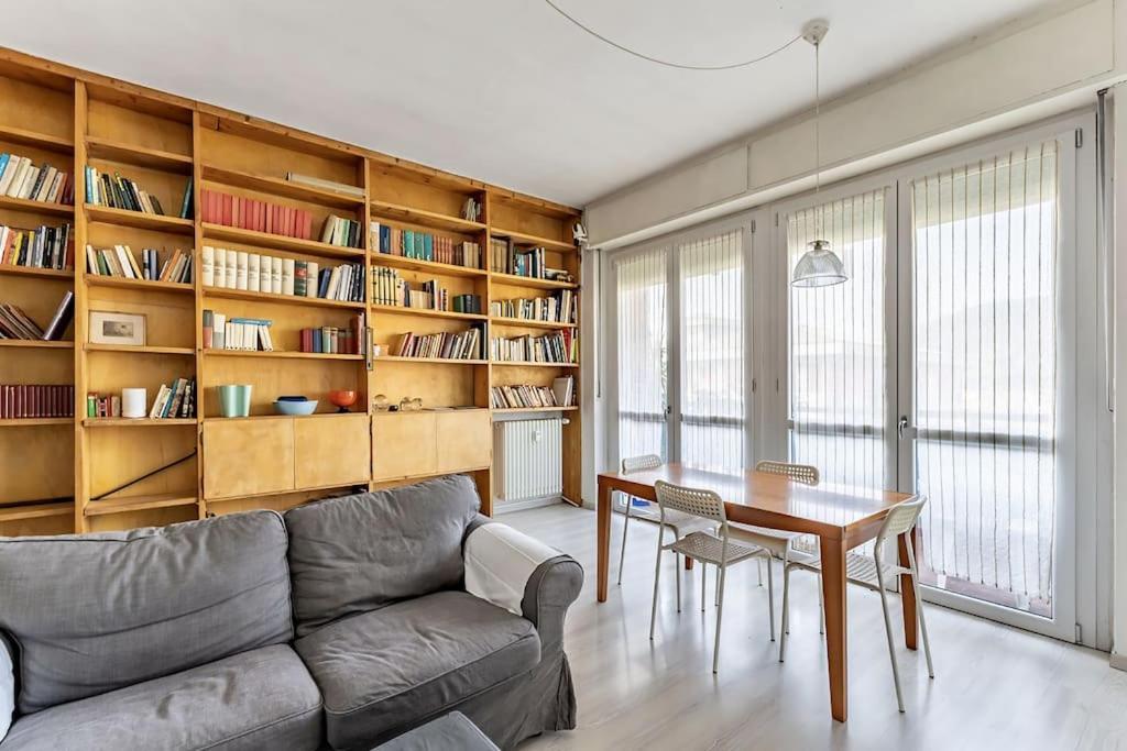 דירות Collebeato Attico Montiglio - Panorama-Wifi מראה חיצוני תמונה